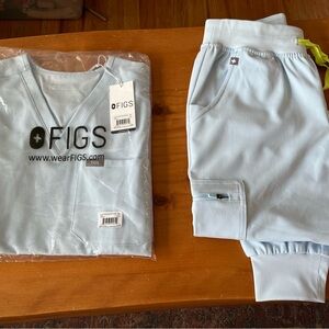 Figs Sky Blue Scrub Set